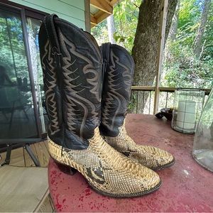 Men’s Justin Snake 🐍 Skin Cowboy Boots GUC Size 10 - So Cool 😎
